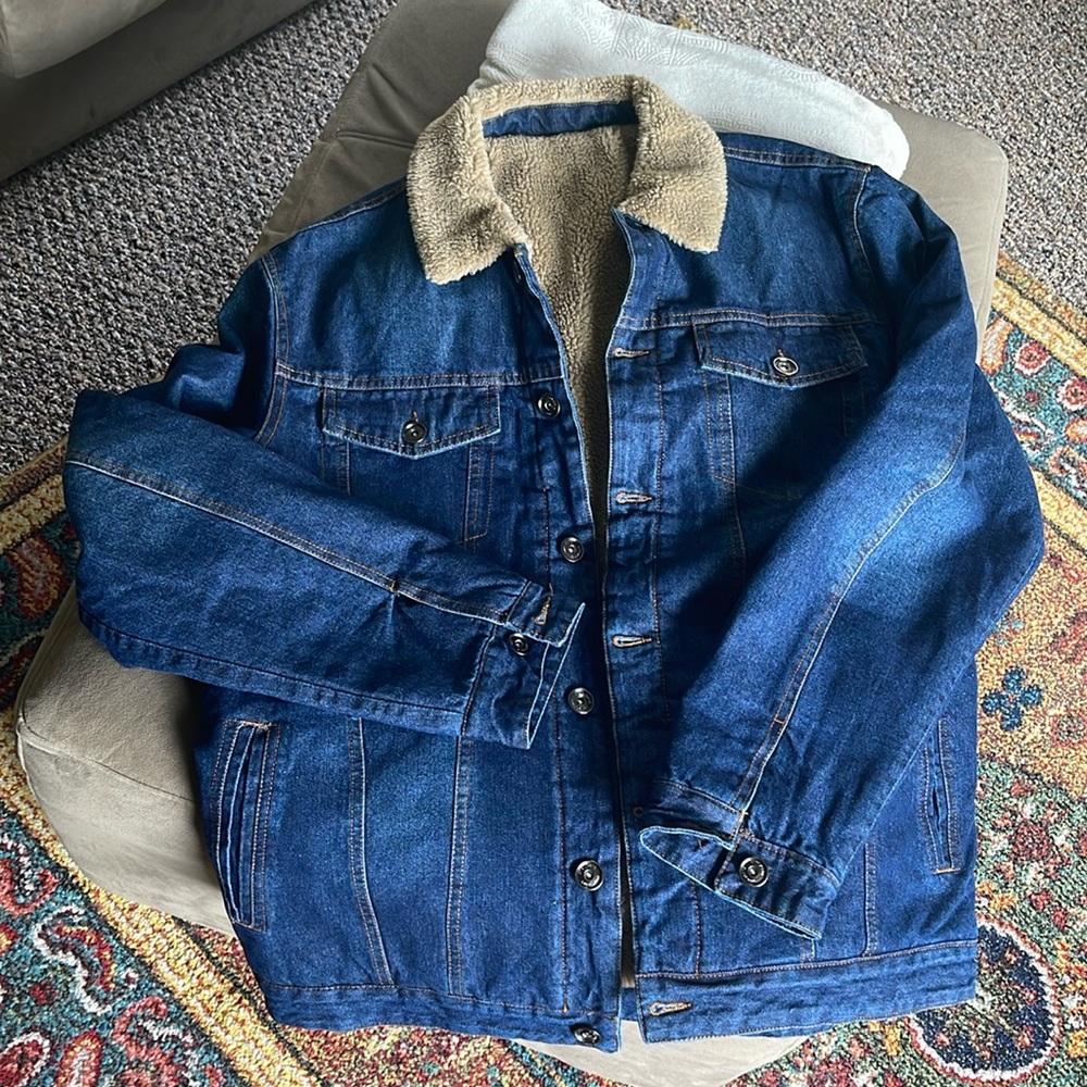 Men’s Sherpa lined denim jacket